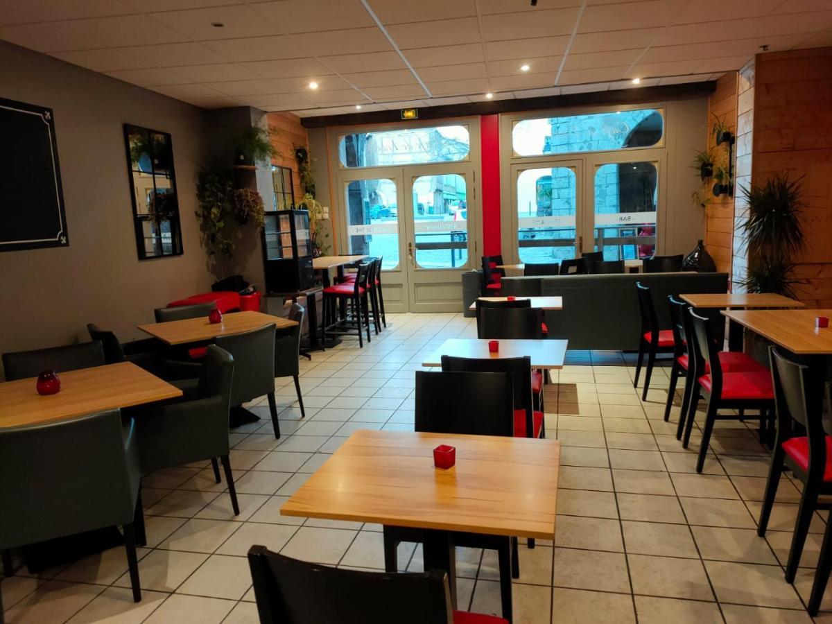 לינה וארוחת בוקר Cafe De France Eauze מראה חיצוני תמונה